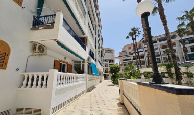 Resale - Apartment / flat - La Mata - Costa Blanca