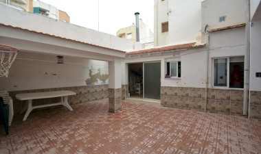 Resale - Apartment / flat - Guardamar del Segura - Costa Blanca