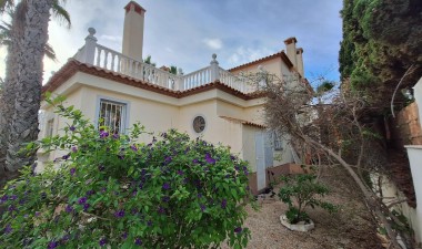 Resale - Bungalow - Torrevieja - Los Balcones - Los Altos del Edén