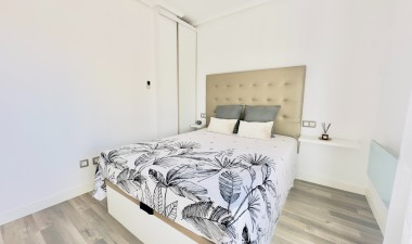 Wiederverkauf - Villa - Torrevieja - Aguas Nueva