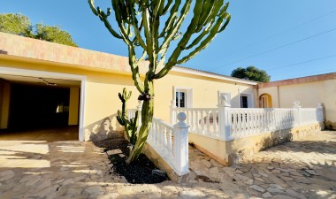 Wiederverkauf - Villa - Orihuela Costa - Las Filipinas