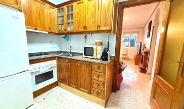 Resale - Bungalow - Torrevieja - Los altos