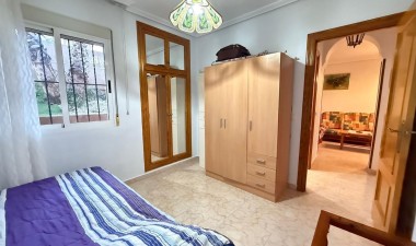 Resale - Bungalow - Torrevieja - Los altos