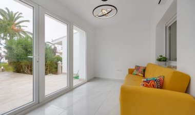 Resale - Villa - Orihuela Costa - Costa Blanca