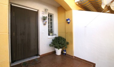 Wiederverkauf - Town House - Torrevieja - Los balcones