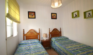 Resale - House - Torrevieja - Los balcones