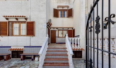 Wiederverkauf - Town House - Torrevieja - Calas Blanca