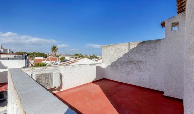 Resale - House - Torrevieja - Calas Blanca