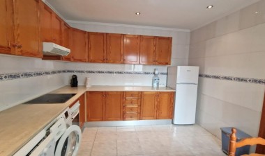 Resale - Apartment / flat - Torrevieja - Playa de los Locos