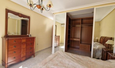 Resale - Apartment / flat - Torrevieja - Playa de los Locos