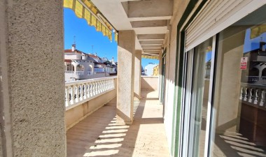 Resale - Apartment / flat - Torrevieja - Playa de los Locos