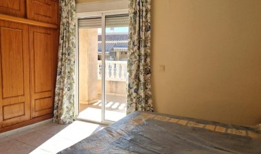 Resale - Apartment / flat - Torrevieja - Playa de los Locos