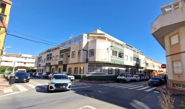 Resale - Apartment / flat - Torrevieja - Playa de los Locos