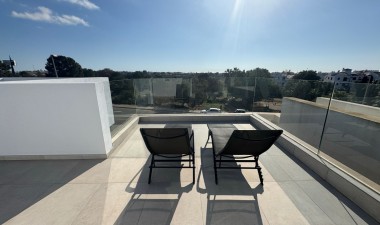 Resale - Villa - Orihuela Costa - Villamartín