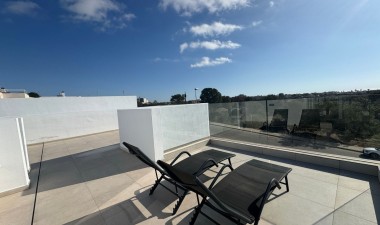 Resale - Villa - Orihuela Costa - Villamartín