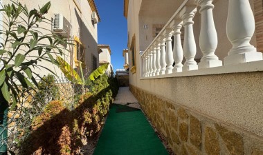 Resale - Casa - Los Montesinos - Los Montesinos - Urb. La Herrada