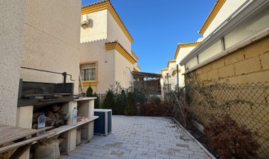 Resale - Casa - Los Montesinos - Los Montesinos - Urb. La Herrada