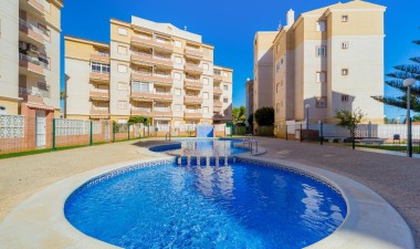 Wiederverkauf - Villa - Torrevieja - Calas Blanca