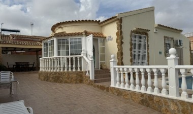 Odsprzedaż - Villa - Orihuela Costa - Costa Blanca