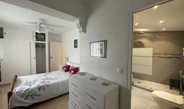 Odsprzedaż - Villa - Orihuela Costa - Costa Blanca