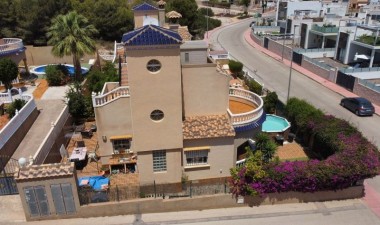 Resale - Villa - Orihuela Costa - Costa Blanca