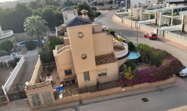 Resale - Villa - Orihuela Costa - Costa Blanca