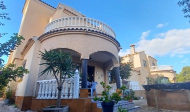 Resale - Villa - Orihuela Costa - Costa Blanca