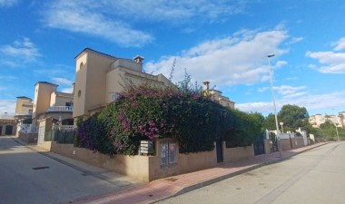 Resale - Villa - Orihuela Costa - Costa Blanca