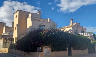 Resale - Villa - Orihuela Costa - Costa Blanca