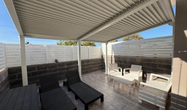 Resale - Town House - Torrevieja - aguas nuevas