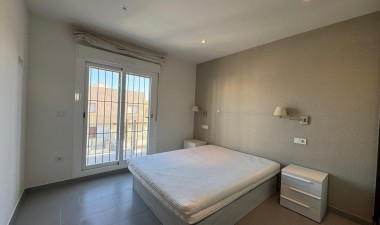 Resale - Town House - Torrevieja - aguas nuevas