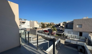 Herverkoop - Huis - Torrevieja - aguas nuevas