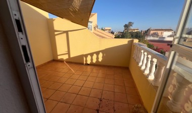 Resale - Villa - Torrevieja - aguas nuevas