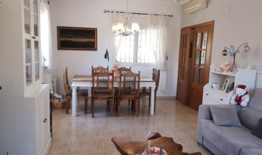 Resale - Villa - Los Montesinos - Costa Blanca