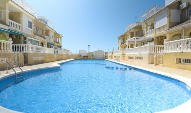 Resale - Villa - Orihuela Costa - Playa Flamenca Norte