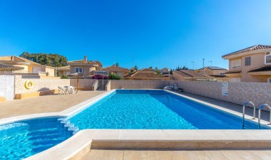 Återförsäljning - Villa - Torrevieja - Los Balcones - Los Altos del Edén