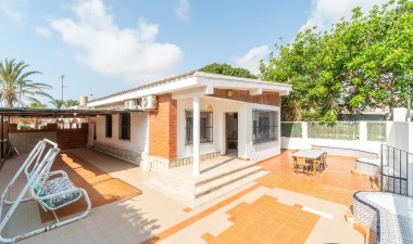 Resale - Villa - Torrevieja - Los Frutales