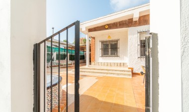 Resale - Villa - Torrevieja - Los Frutales