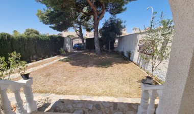 Resale - Villa - Torrevieja - La siesta