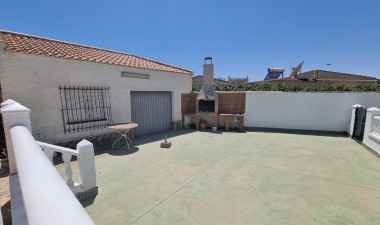 Resale - Villa - Torrevieja - La siesta