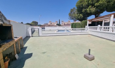 Resale - Villa - Torrevieja - La siesta