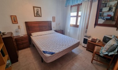 Resale - Villa - Torrevieja - La siesta