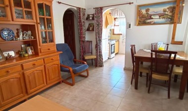 Resale - Villa - Torrevieja - La siesta