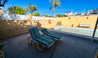 Resale - Villa - Torrevieja - Costa Blanca