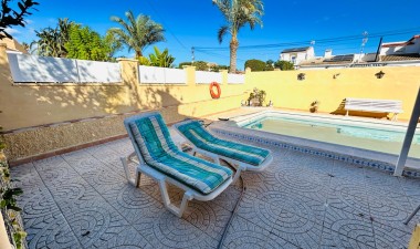 Resale - Villa - Torrevieja - Costa Blanca