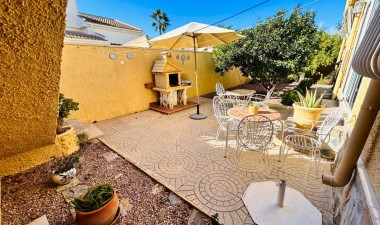 Resale - Villa - Torrevieja - Costa Blanca