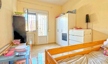 Resale - Villa - Torrevieja - Costa Blanca