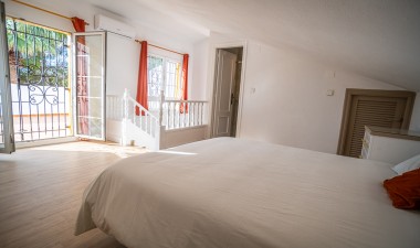 Resale - Villa - Orihuela Costa - Costa Blanca