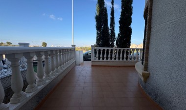 Reventa - Casa - Los Montesinos - La Herrada