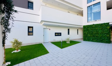 Wiederverkauf - Wohnung - Orihuela Costa - Villamartín